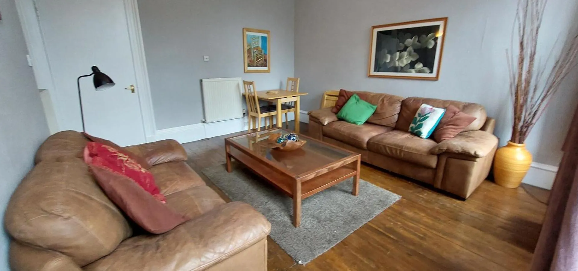 Lauriston Place Apartment - Spacious 2 Bedroom Apartment إدنبرة
